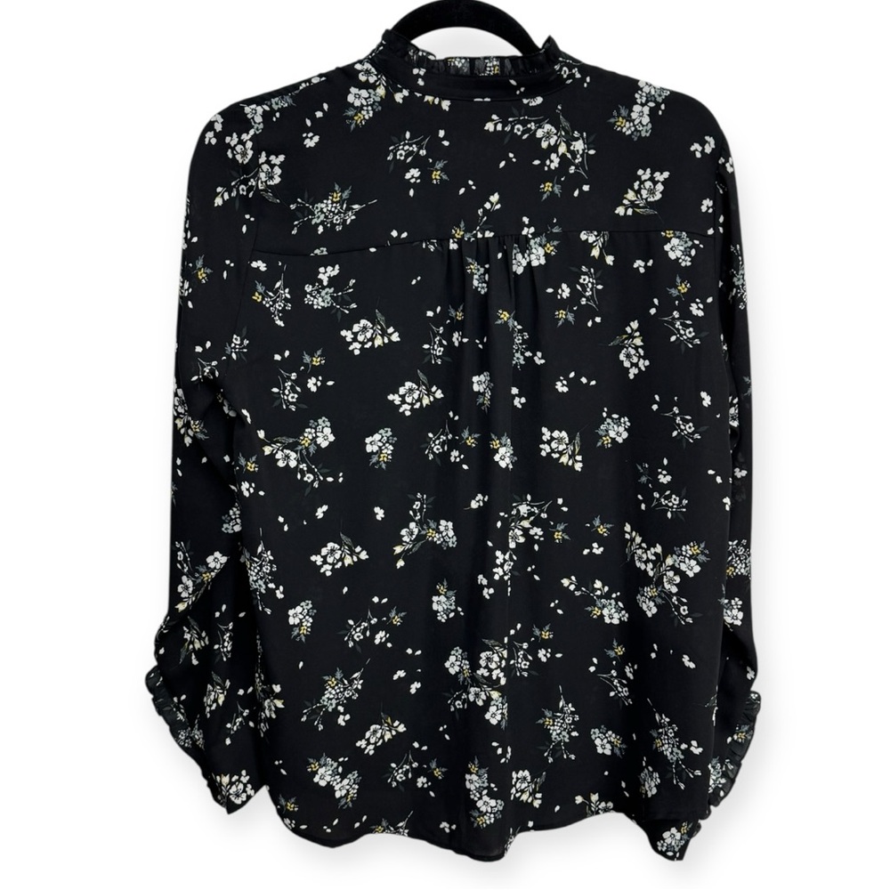 H&M Women’s Black Floral Blouse‎ Size 4